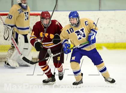 Thumbnail 3 in Sheehan vs. Newtown (SCC-SWC D3 Semifinal) photogallery.