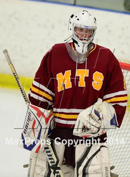 Thumbnail 2 in Sheehan vs. Newtown (SCC-SWC D3 Semifinal) photogallery.