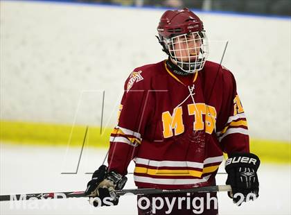 Thumbnail 3 in Sheehan vs. Newtown (SCC-SWC D3 Semifinal) photogallery.