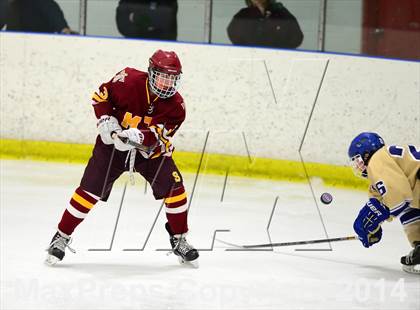 Thumbnail 1 in Sheehan vs. Newtown (SCC-SWC D3 Semifinal) photogallery.