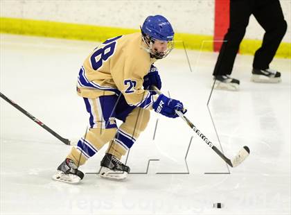 Thumbnail 3 in Sheehan vs. Newtown (SCC-SWC D3 Semifinal) photogallery.
