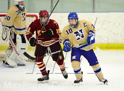 Thumbnail 2 in Sheehan vs. Newtown (SCC-SWC D3 Semifinal) photogallery.