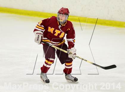 Thumbnail 3 in Sheehan vs. Newtown (SCC-SWC D3 Semifinal) photogallery.