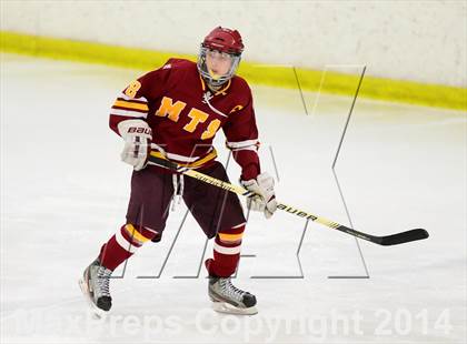 Thumbnail 2 in Sheehan vs. Newtown (SCC-SWC D3 Semifinal) photogallery.