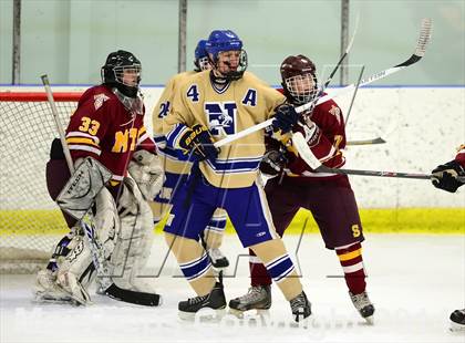 Thumbnail 3 in Sheehan vs. Newtown (SCC-SWC D3 Semifinal) photogallery.