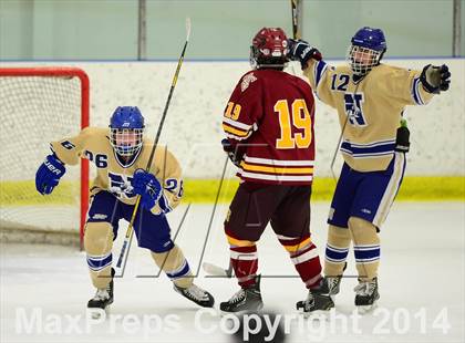 Thumbnail 3 in Sheehan vs. Newtown (SCC-SWC D3 Semifinal) photogallery.