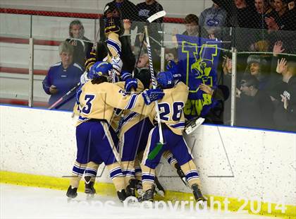 Thumbnail 3 in Sheehan vs. Newtown (SCC-SWC D3 Semifinal) photogallery.