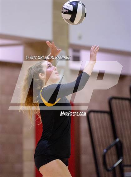 Thumbnail 3 in Torrey Pines vs. Canyon Crest Academy (CIF SDS Open Division Final) photogallery.