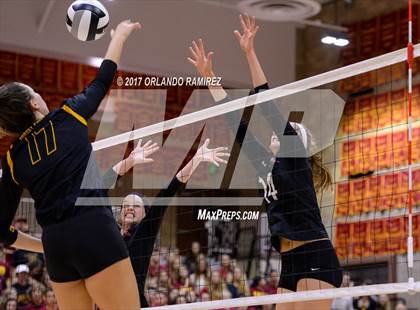 Thumbnail 3 in Torrey Pines vs. Canyon Crest Academy (CIF SDS Open Division Final) photogallery.