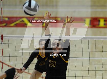 Thumbnail 1 in Torrey Pines vs. Canyon Crest Academy (CIF SDS Open Division Final) photogallery.