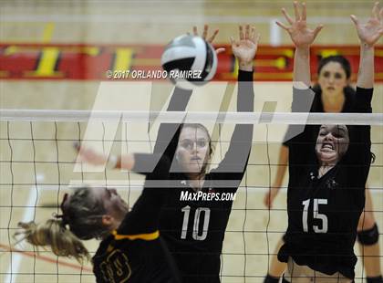 Thumbnail 1 in Torrey Pines vs. Canyon Crest Academy (CIF SDS Open Division Final) photogallery.
