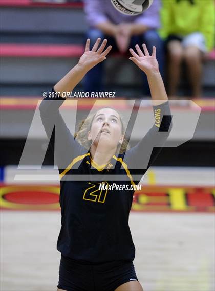 Thumbnail 2 in Torrey Pines vs. Canyon Crest Academy (CIF SDS Open Division Final) photogallery.