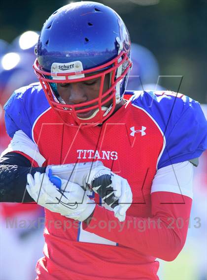 Thumbnail 1 in West Potomac @ T.C. Williams (MaxPreps Rivalry Series) photogallery.