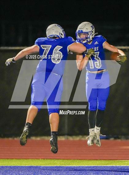 Thumbnail 3 in JV: Chandler @ O'Connor photogallery.