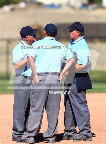 Thumbnail 2 in Cherokee Trail vs Eaglecrest (CHSAA 5A Semifinal Playoff) photogallery.