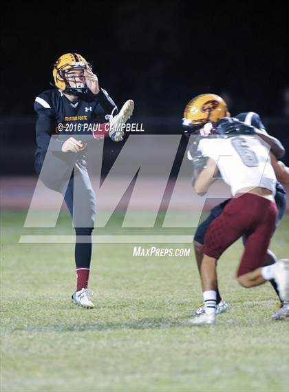 Thumbnail 1 in Mountain Pointe vs. Red Mountain (AIA 6A Semifinal Playoff) photogallery.