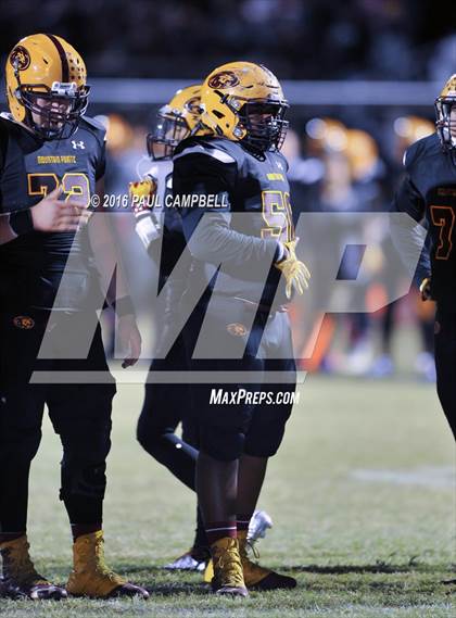 Thumbnail 1 in Mountain Pointe vs. Red Mountain (AIA 6A Semifinal Playoff) photogallery.