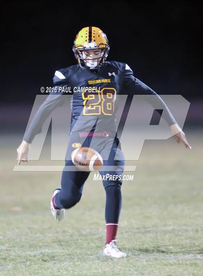 Thumbnail 1 in Mountain Pointe vs. Red Mountain (AIA 6A Semifinal Playoff) photogallery.