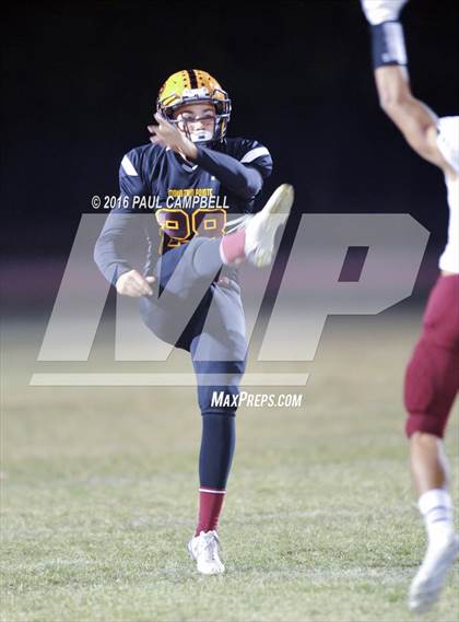 Thumbnail 2 in Mountain Pointe vs. Red Mountain (AIA 6A Semifinal Playoff) photogallery.