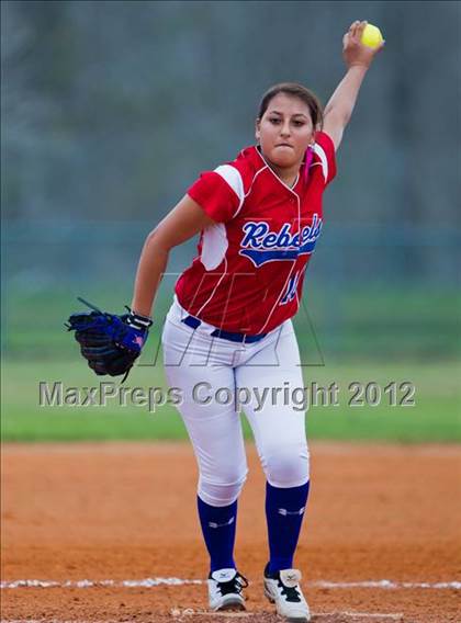 Thumbnail 2 in Fort Bend Elkins vs Hays (Brazosport Classic) photogallery.