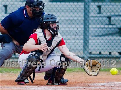 Thumbnail 3 in Fort Bend Elkins vs Hays (Brazosport Classic) photogallery.