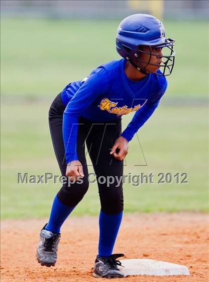Thumbnail 3 in Fort Bend Elkins vs Hays (Brazosport Classic) photogallery.