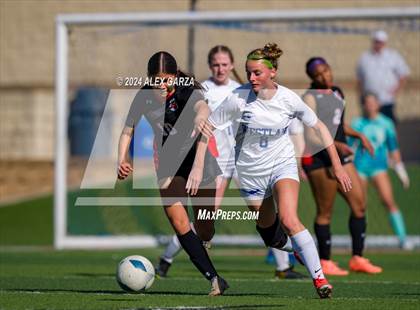 Thumbnail 3 in Rockwall vs. Austin Westlake (UIL 6A Soccer semifinal) photogallery.