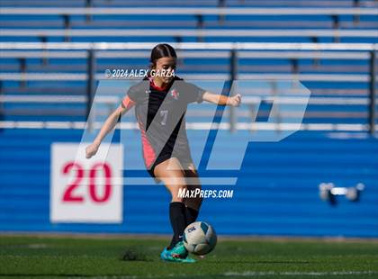 Thumbnail 2 in Rockwall vs. Austin Westlake (UIL 6A Soccer semifinal) photogallery.