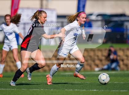 Thumbnail 2 in Rockwall vs. Austin Westlake (UIL 6A Soccer semifinal) photogallery.