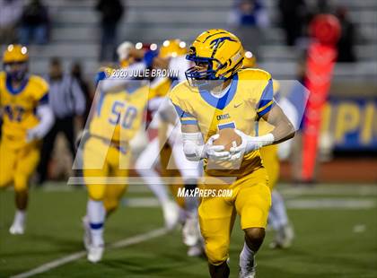 Thumbnail 3 in Pike vs Carmel (IHSAA 4A Sectional Semifinal) photogallery.