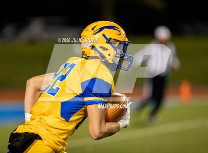 Thumbnail 3 in Pike vs Carmel (IHSAA 4A Sectional Semifinal) photogallery.