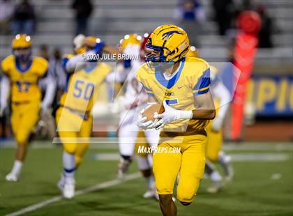 Thumbnail 2 in Pike vs Carmel (IHSAA 4A Sectional Semifinal) photogallery.
