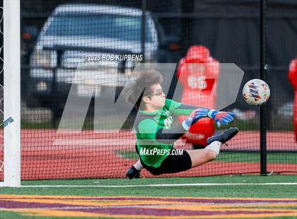 Thumbnail 3 in Carlmont @ Menlo-Atherton photogallery.