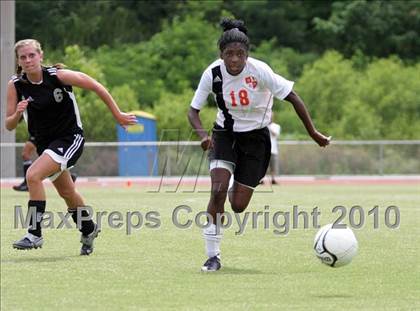 Thumbnail 3 in Southwest Onslow vs Avery County (NCHSAA 1A Final) photogallery.