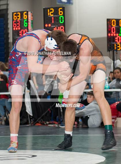 Thumbnail 3 in Fountain-Fort Carson vs Lewis-Palmer (Battle of the Best) photogallery.