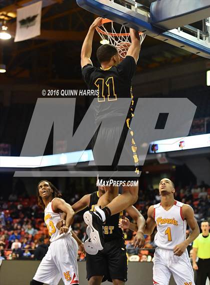 Thumbnail 2 in North Lawndale vs. Joliet West (Chicago Elite Classic) photogallery.