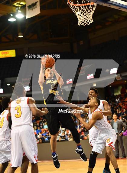 Thumbnail 3 in North Lawndale vs. Joliet West (Chicago Elite Classic) photogallery.