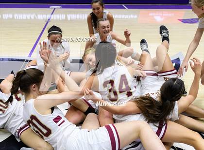 Thumbnail 1 in Pine View vs. Cedar (UHSAA 4A Final) photogallery.