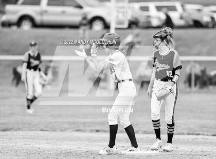 Thumbnail 1 in Illini Bluffs vs. Havana (IHSA 1A Sectional) photogallery.