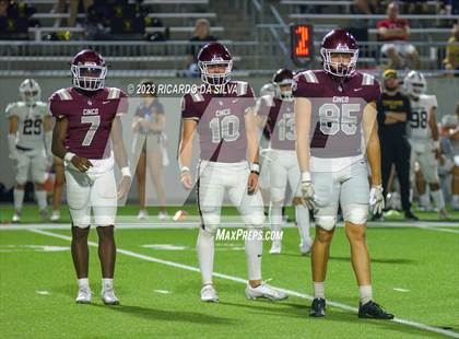Thumbnail 1 in Cinco Ranch vs Klein Oak photogallery.