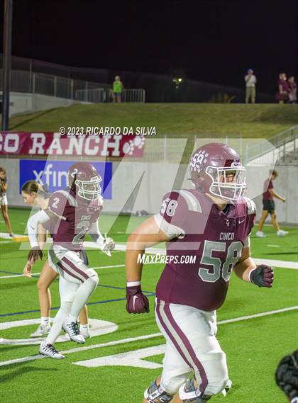 Thumbnail 2 in Cinco Ranch vs Klein Oak photogallery.