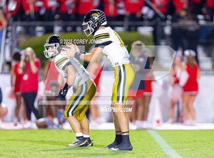 Thumbnail 2 in Carrollton vs Gainesville (MaxPreps Game of the Week) photogallery.