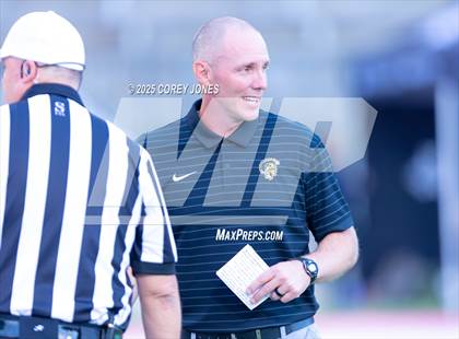 Thumbnail 1 in Carrollton vs Gainesville (MaxPreps Game of the Week) photogallery.