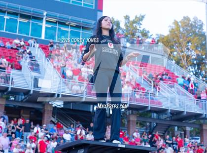 Thumbnail 3 in Carrollton vs Gainesville (MaxPreps Game of the Week) photogallery.