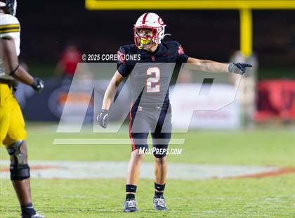 Thumbnail 2 in Carrollton vs Gainesville (MaxPreps Game of the Week) photogallery.