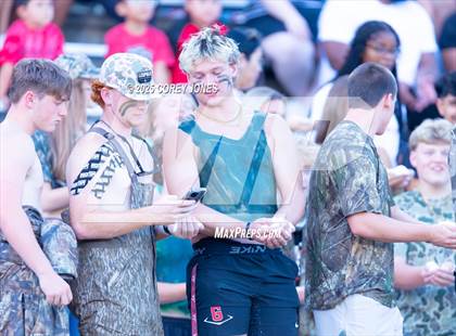 Thumbnail 2 in Carrollton vs Gainesville (MaxPreps Game of the Week) photogallery.