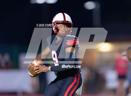 Thumbnail 3 in Carrollton vs Gainesville (MaxPreps Game of the Week) photogallery.