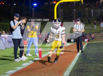 Thumbnail 3 in Carrollton vs Gainesville (MaxPreps Game of the Week) photogallery.