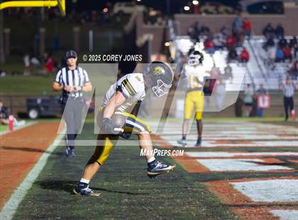 Thumbnail 1 in Carrollton vs Gainesville (MaxPreps Game of the Week) photogallery.