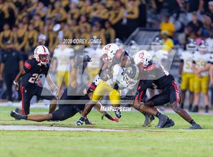 Thumbnail 3 in Carrollton vs Gainesville (MaxPreps Game of the Week) photogallery.